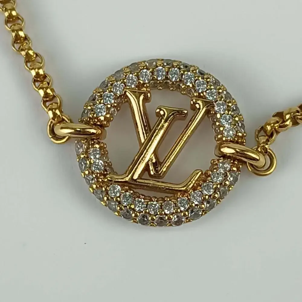 LOUIS VUITTON Gold Charm Bracelet - Picture 4 of 7